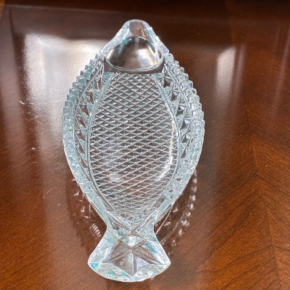 Vintage Crystal Salad Bowl - Picture 7 of 13